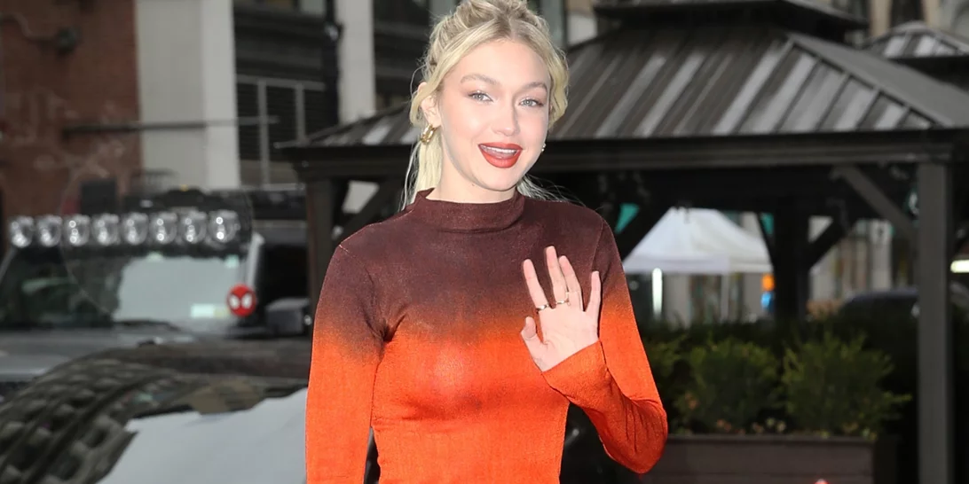 Βάλε χρώμα στη ζωή σου | Τα ωραιότερα φορέματα με έντονο χρώμα που θα ανανεώσουν την γκαρνταρόμπα σου