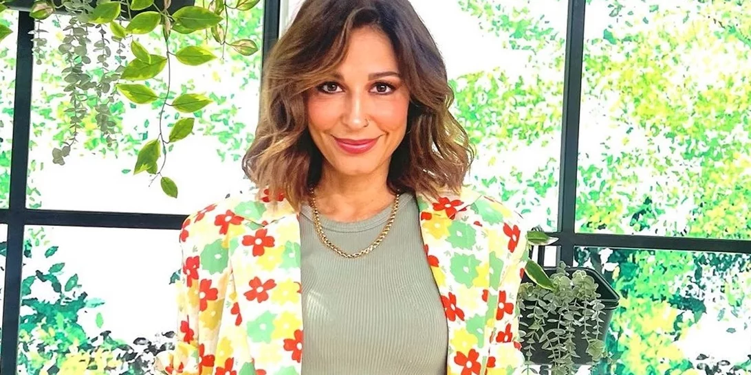 Η Κατερίνα Παπουτσάκη έγινε ξανθιά | Η αλλαγή στα μαλλιά της που φώτισε το πρόσωπό της