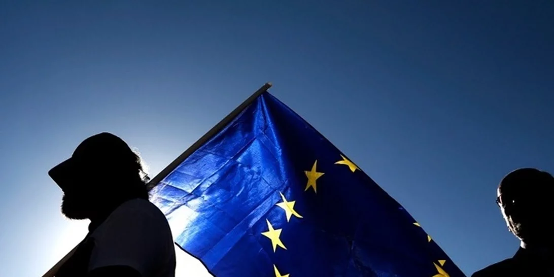 Ένας στους δύο πολίτες στην ΕΕ απαισιόδοξος για το μέλλον του κόσμου – 56% στην Ελλάδα