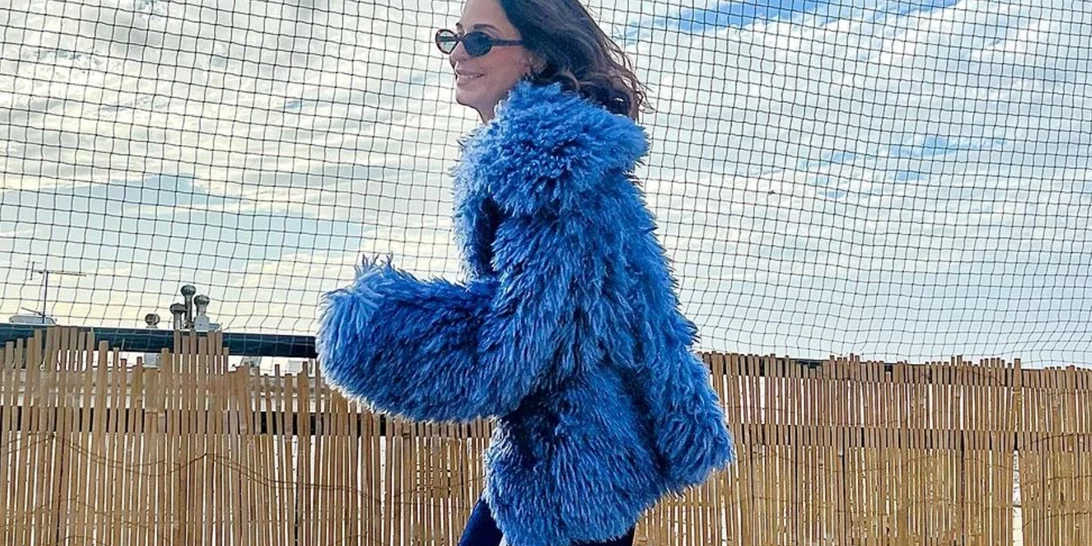 Κατερίνα Παπουτσάκη | Η επιλογή του outfit της είναι ιδανική εάν δεν θέλεις να φορέσεις κοστούμι