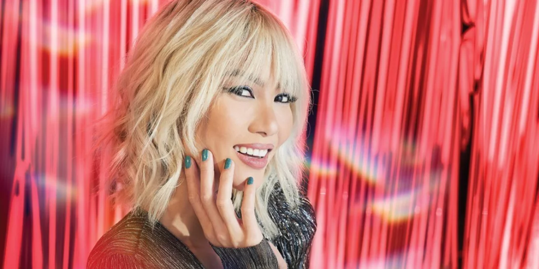 Τα 15 βερνίκια νυχιών που θα σε κάνουν να μοιάζεις με glam chic fashionista