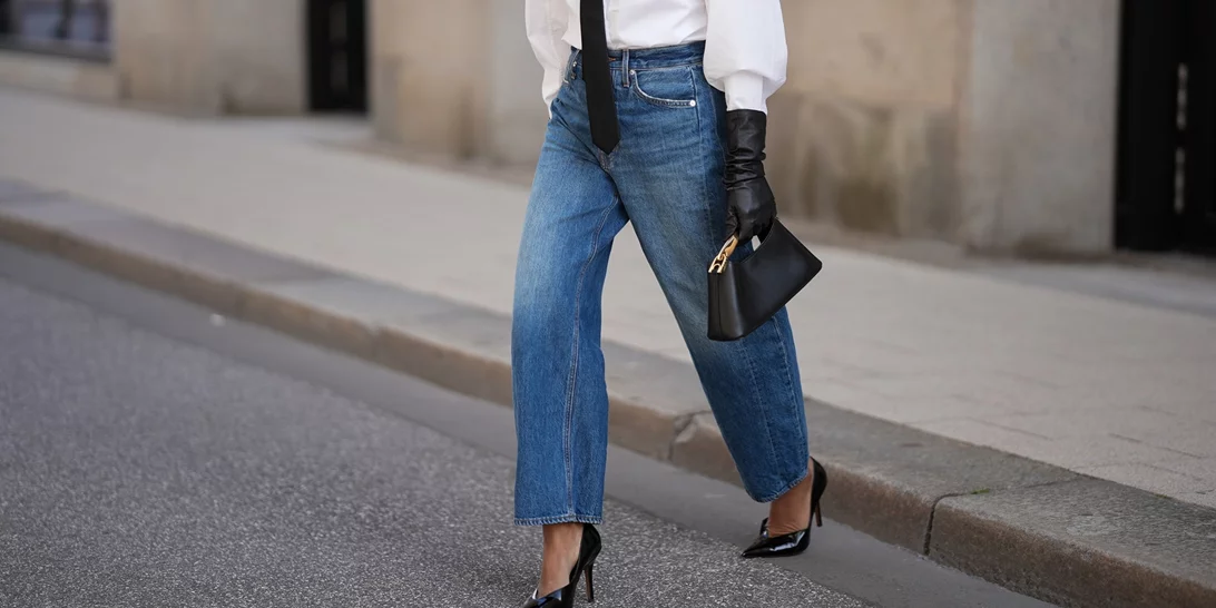 Οι μοντέρνοι τρόποι για να φορέσεις το ψηλόμεσο τζιν το φθινόπωρο