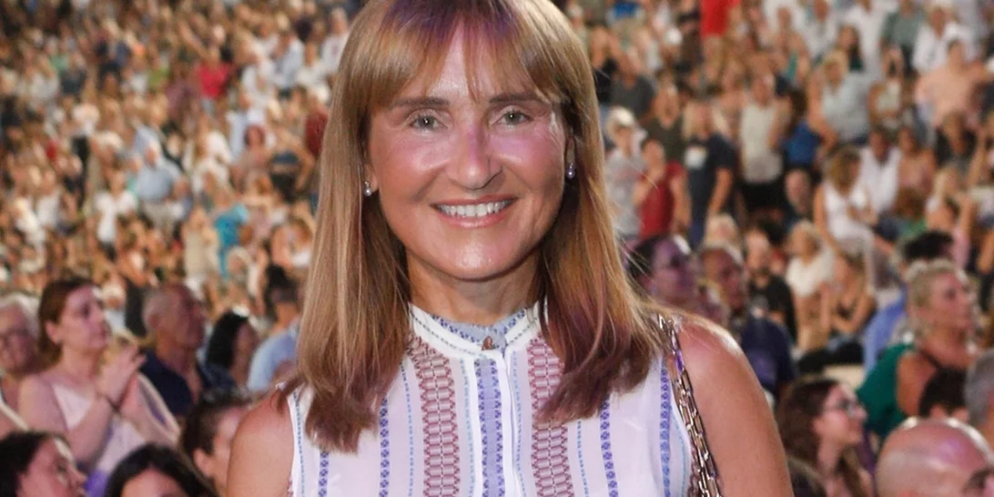 Η Μάρα Ζαχαρέα με την τάση-εμμονή των celebrities στο μανικιούρ της