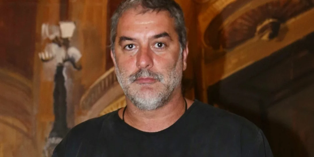 Βασίλης Μπισμπίκης | Η σπάνια φωτογραφία με τον γιο του