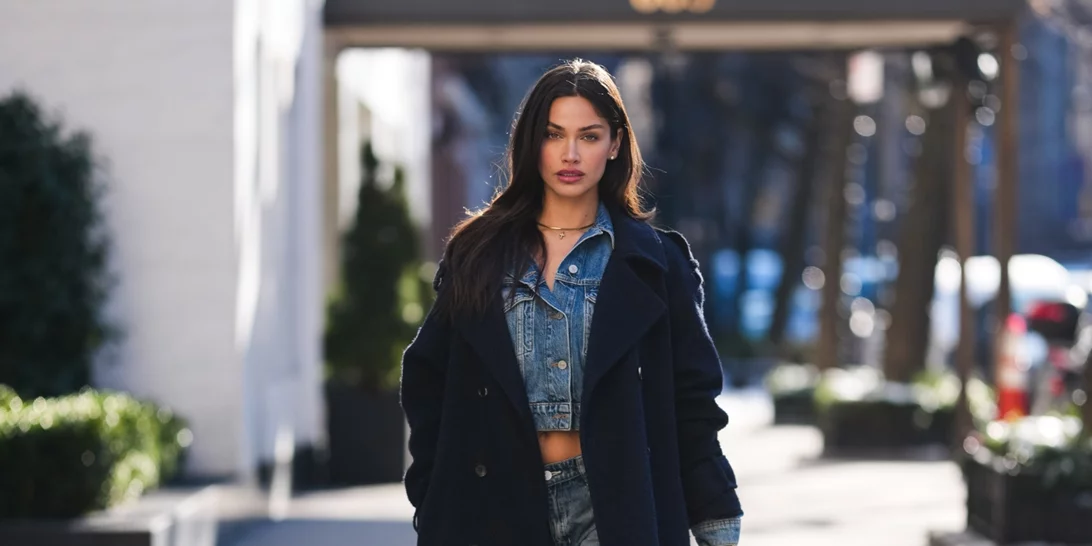 Πώς θα φορέσεις ένα denim jacket με επίκαιρο τρόπο