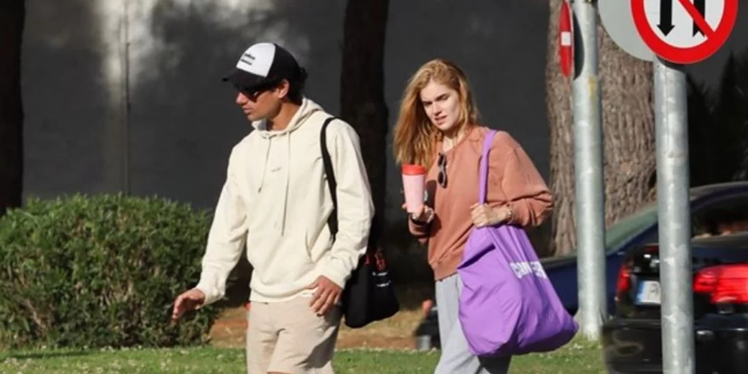 Πάνος Βλάχος - Νατάσα Εξηνταβελόνη | Για βουτιά στη Βουλιαγμένη