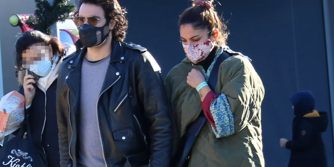 Ίαν Στρατής - Μαίρη Συνατσάκη | Πιο ερωτευμένοι από ποτέ σε νέα τους έξοδο