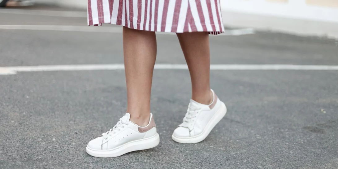 Τα sneakers που μπορείς να φορέσεις και σε μία βραδινή εμφάνιση
