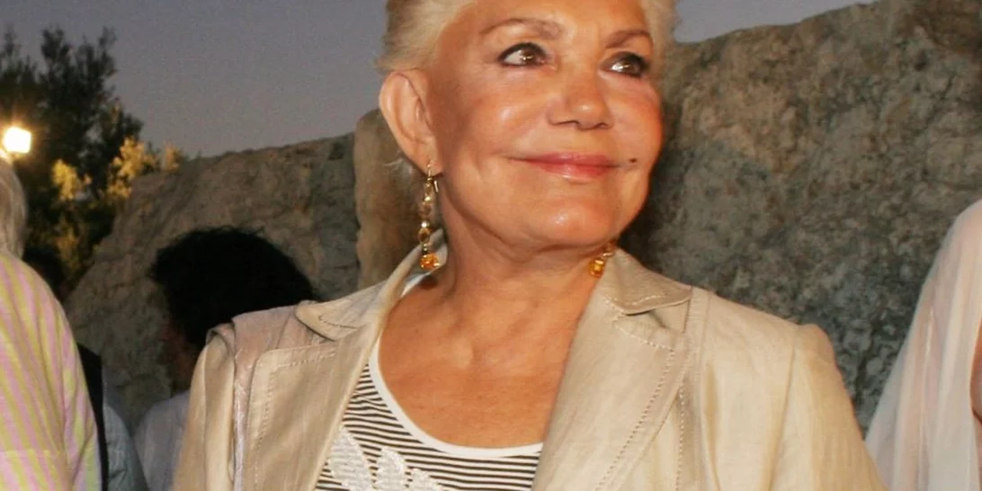 Τζωρτίνα Σερπιέρη | Η γοητευτική κόρη της Μαρινέλλας στους Δελφούς