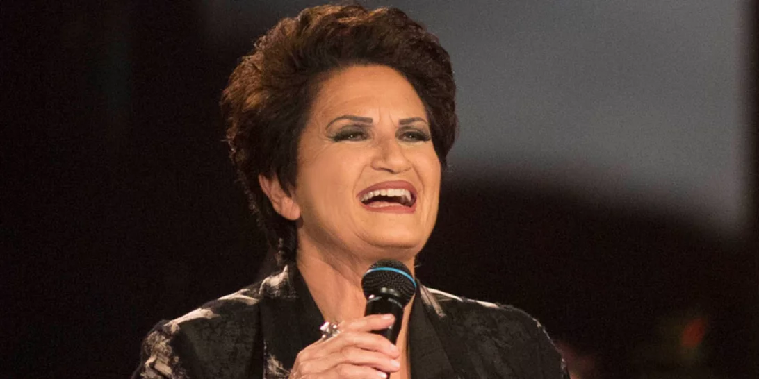 Η Άλκηστις Πρωτοψάλτη ποζάρει στα 68 της φορώντας μαγιό και δείχνει υπέροχη