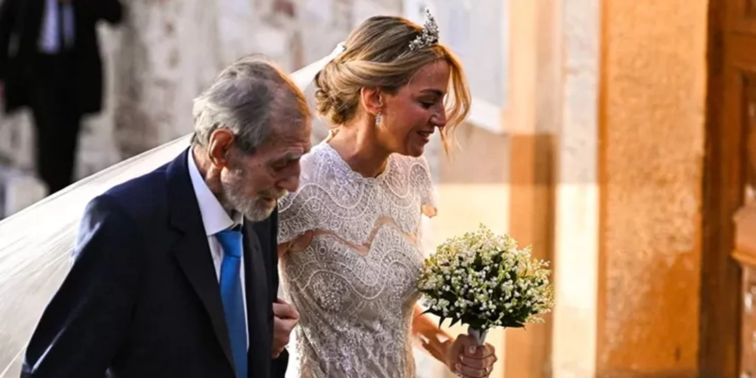 Χρυσή Βαρδινογιάννη | Η ιστορία της Antique Corsage Tiara που φόρεσε στον γάμο της με τον Νικόλαο Ντε Γκρες