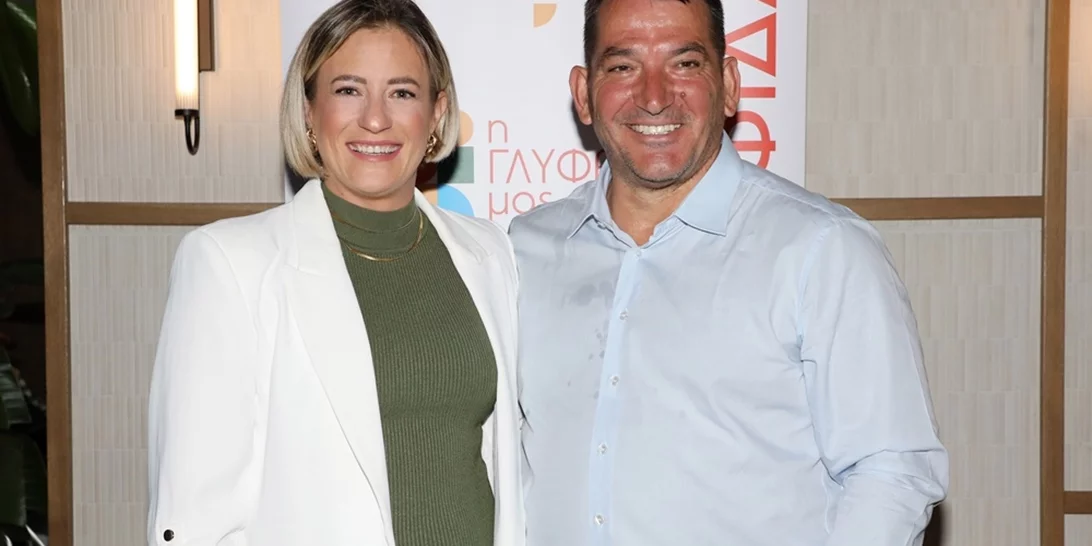 Αφροδίτη Σκαφίδα | Χωρίς ίχνος μακιγιάζ σε δημόσια εμφάνιση με τον Πύρρο Δήμα