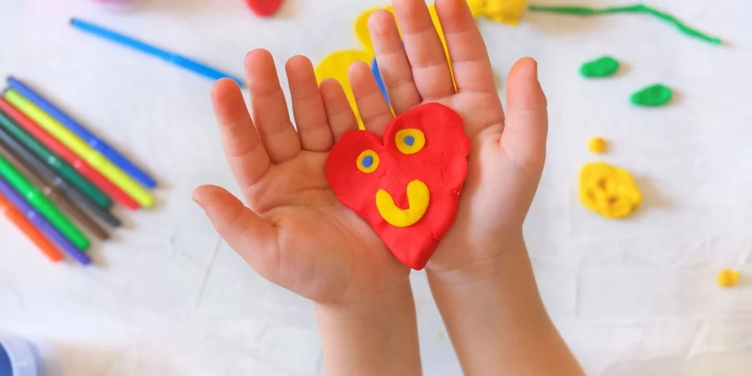 Πώς λένε "σ’ αγαπώ" τα παιδιά ανάλογα με το ζώδιό τους;