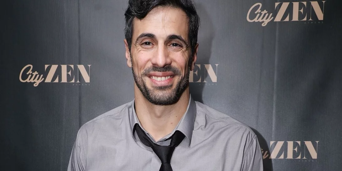 Γιώργος Παράσχος |"Φοβάμαι ότι δεν θα είμαι παρών να μεγαλώνω το παιδί μου"