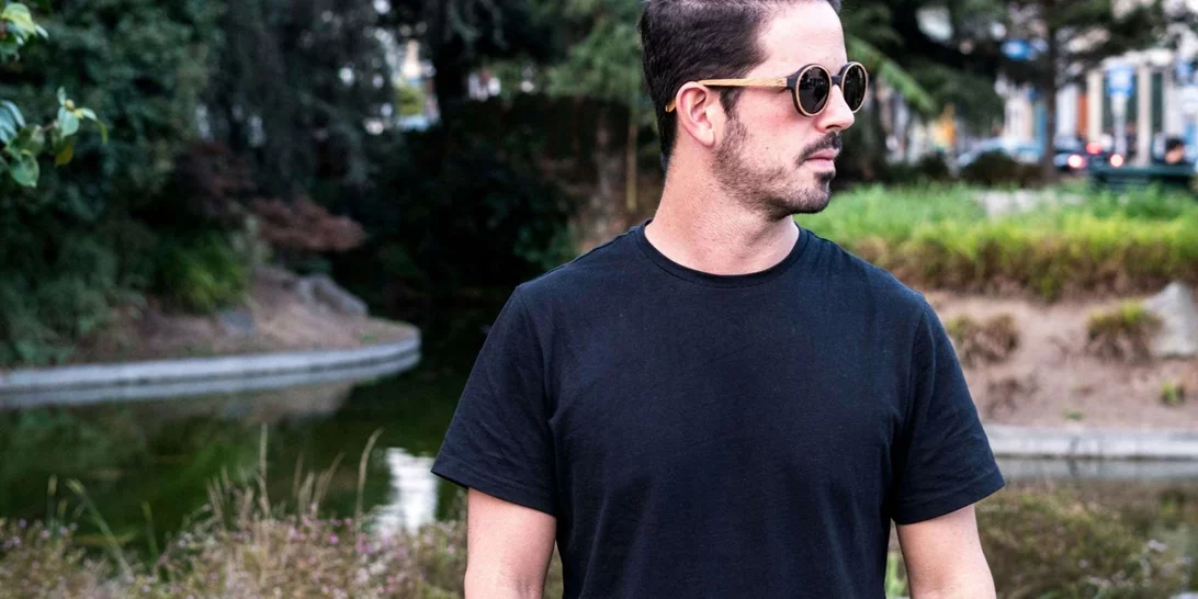 Τι σημαίνει αν φοράς φοράς συνέχεια μαύρα ρούχα