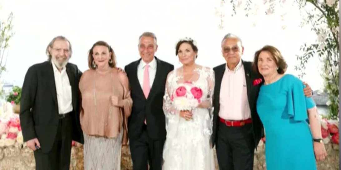 Όλγα Κεφαλογιάννη - Μίνως Μάτσας | Η πρώτη οικογενειακή φωτογραφία του γάμου τους