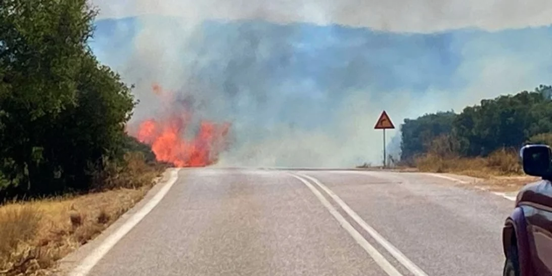Πολύ υψηλός κίνδυνος πυρκαγιάς και σήμερα σε μεγάλο μέρος της χώρας