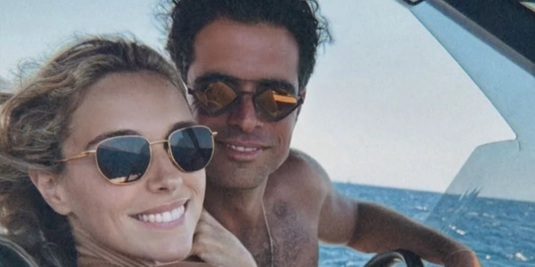 Μαριάννα Γουλανδρή & Φίλιππος Λαιμός | Η ανέμελη πόζα με μαγιό από τις διακοπές τους στις Κυκλάδες