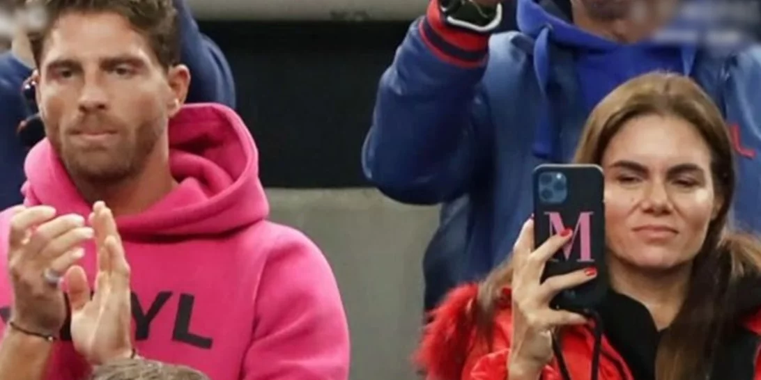 Μιράντα Πατέρα - Γιώργος Μανίκας | Χέρι - χέρι σε απογευματινή βόλτα για ψώνια