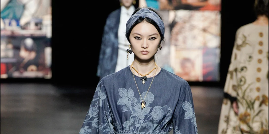 Πώς θα φορέσεις το denim την άνοιξη σύμφωνα με τον οίκο Dior