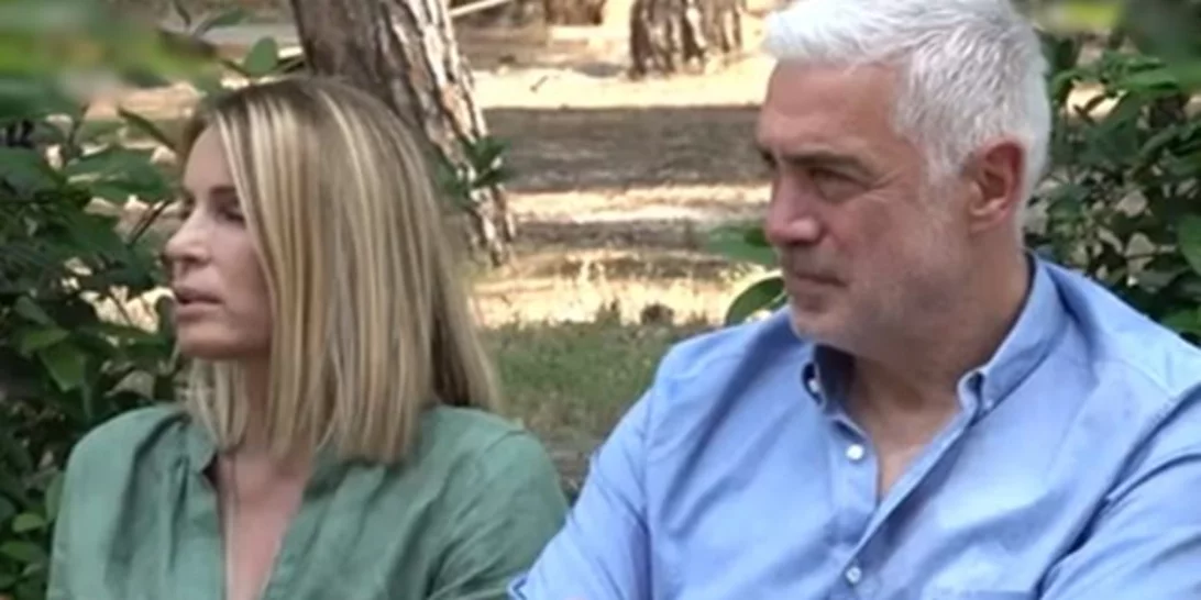 Αντώνης Νικοπολίδης για Βάσω Στασινού | "Μου δήλωσε ότι αν δεν της κάνω πρόταση γάμου μέχρι μια συγκεκριμένη ημερομηνία, θα χωρίζαμε. Έκανε την πρόταση εκείνη την ημερομηνία"