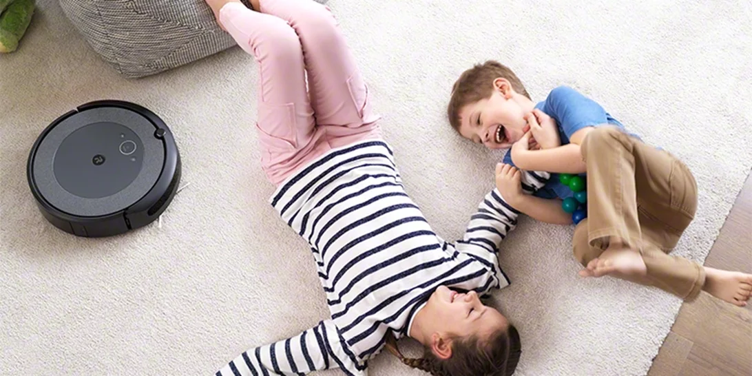 Η σκούπα και σφουγγαρίστρα "ρομπότ" που θα σου λύσουν τα χέρια στις διακοπές