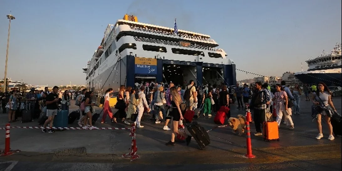 Κανονικά τα ακτοπλοϊκά δρομολόγια από Πειραιά, Ραφήνα και Λαύριο μετά τη βελτίωση του καιρού