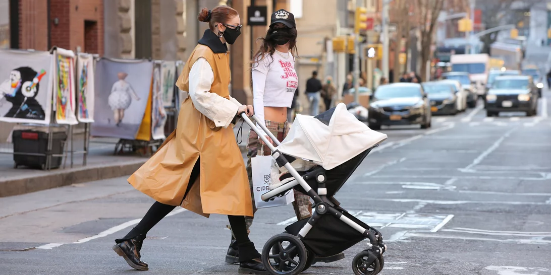 Gigi Hadid | Το πασχαλινό φορμάκι της κόρης της είναι ό,τι πιο cute θα δεις σήμερα