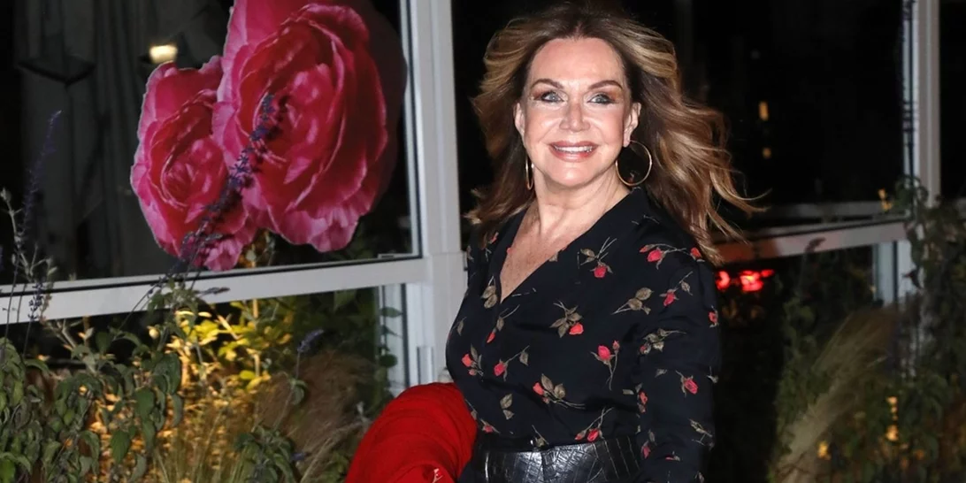 Η Αγάπη Πολίτη σε νέα βραδινή έξοδο με αγαπημένα της πρόσωπα