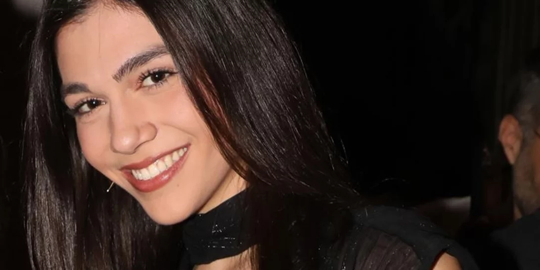 Η Μελίνα Νικολαΐδη με το χρώμα κραγιόν που θα φορέσουμε όλες φέτος το φθινόπωρο