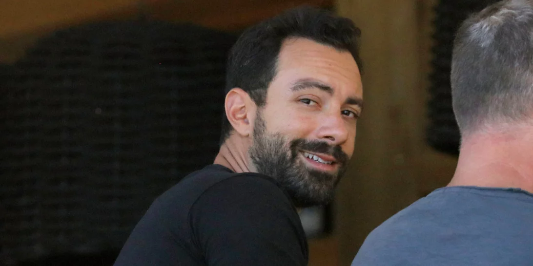 O Σάκης Τανιμανίδης συνάντησε τον Λευτέρη Πετρούνια λίγο πριν τον γάμο του με την Βασιλική Μιλλούση