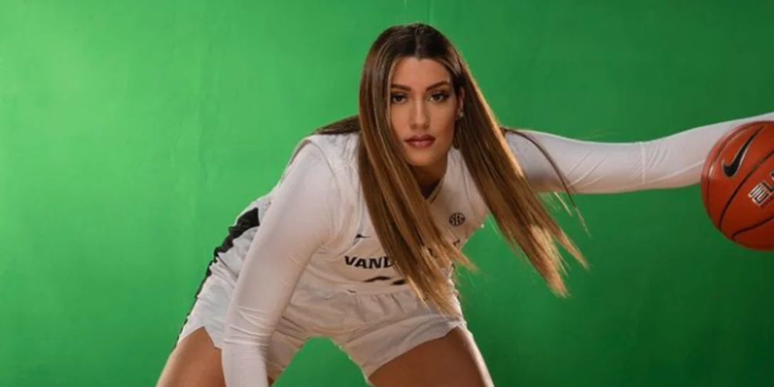 Μαριέλλα Φασούλα | Η κόρη του Παναγιώτη Φασούλα έχει ύψος 1, 97 μ και είναι μια κούκλα