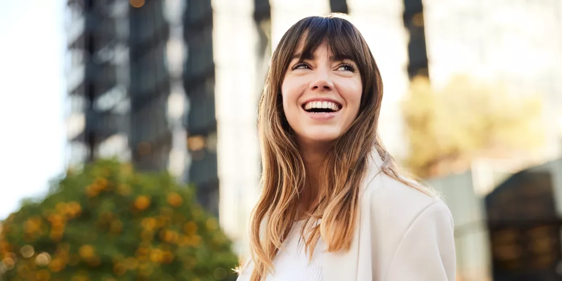 Αυτό το 1 λεπτό πριν τον ύπνο αλλάζει το πώς δείχνεις το πρωί