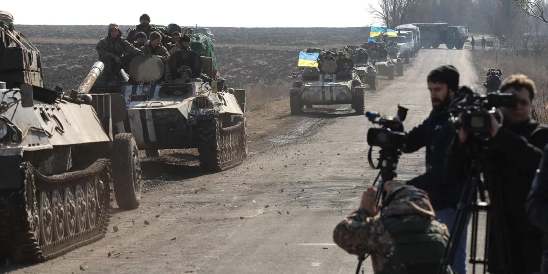 Σε εμπόλεμη ζώνη, πρώτη φορά