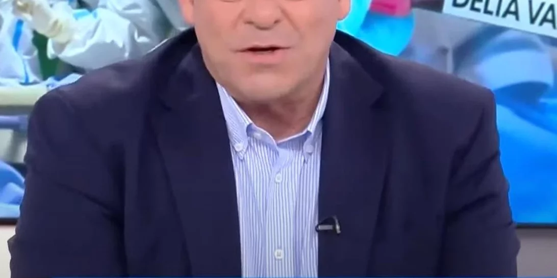 Διάσημος παρουσιαστής της ενημερωτικής ζώνης έγινε μπαμπάς για δεύτερη φορά