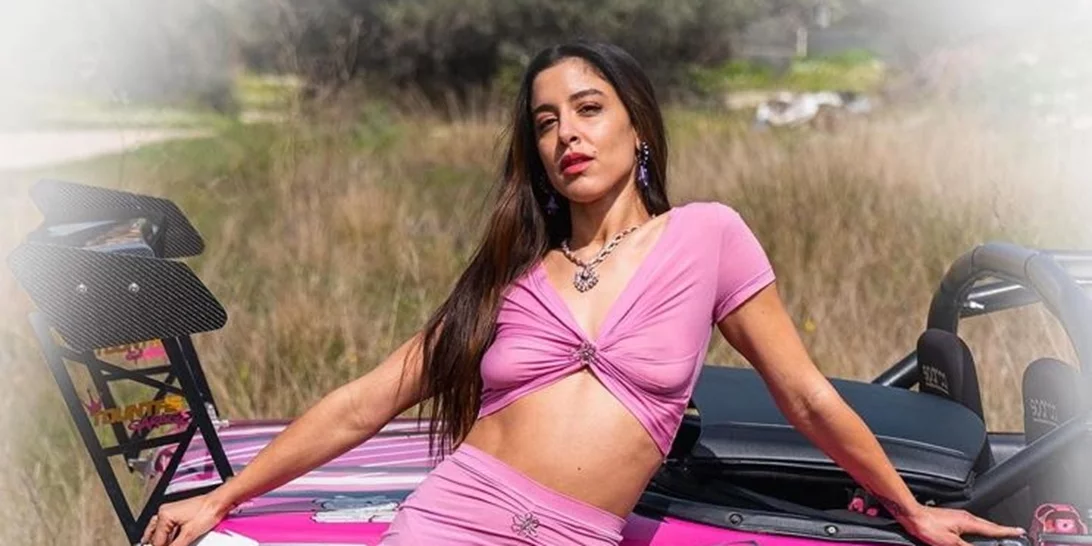 Μαρίνα Σάττι | Η εκκεντρική αλλά και girly αλλαγή στα μαλλιά της κλείνει το μάτι στα looks της Gwen Stefani από τα ‘90s