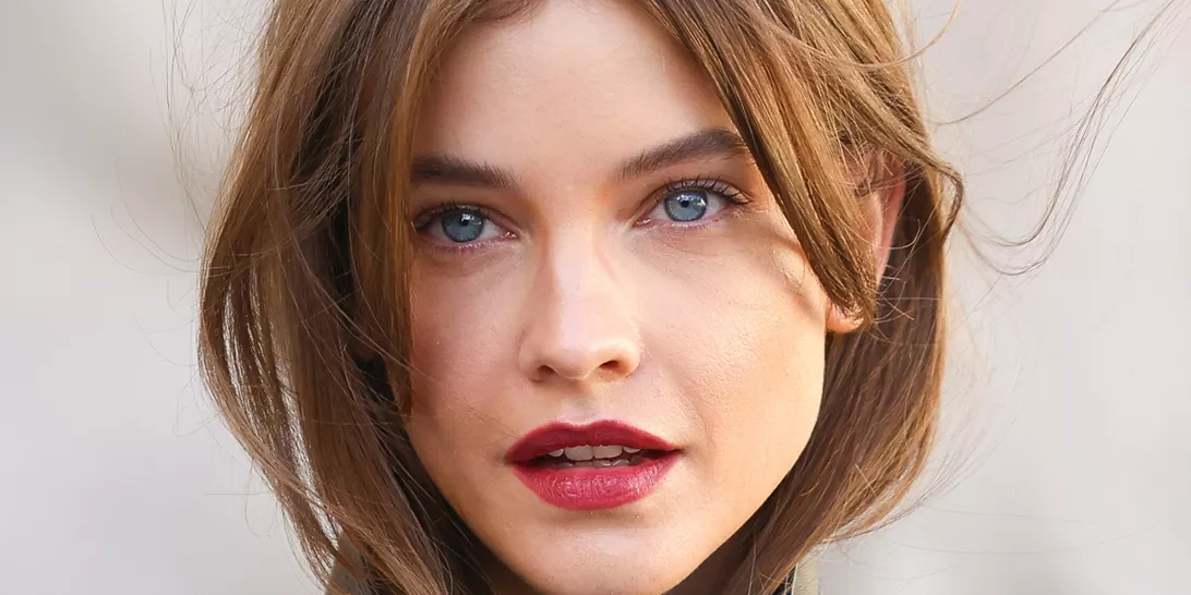 Θες γωνίες μοντέλου; Κάνε αυτές τις "γκριμάτσες" και δες το πρόσωπό σου να μεταμορφώνεται