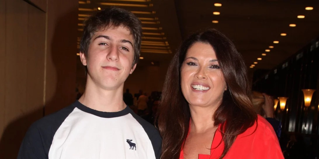 Good Job Nicky | Ο μικρότερος γιος του Γιάννη Πάριου στην πιο τρυφερή φωτογραφία με τη Σοφία Αλιμπέρτη