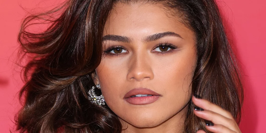 Το είδαμε στο red carpet | Η τάση μακιγιάζ που θα κάνει τα χείλη σου να δείξουν πολύ πιο σαρκώδη