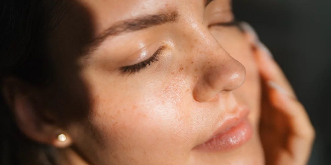 New beauty addiction | 3 ενυδατικές κρέμες που αλλάζουν χρώμα - και αντικαθιστούν άνετα το foundation