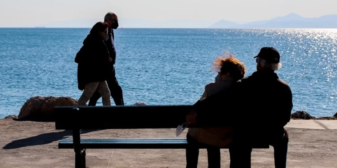 Μικρή πτώση της θερμοκρασίας με λίγη συννεφιά σήμερα - Πού θα βρέξει