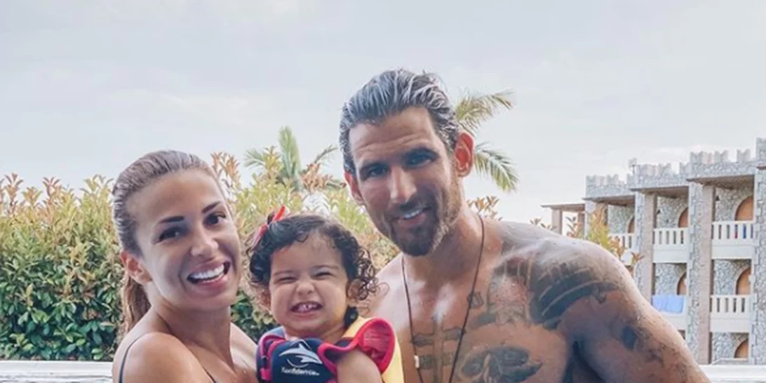 Ελένη Χατζίδου - Ετεοκλής Παύλου | Φωτογραφίες από το γεμάτο παιχνίδια σπίτι της οικογένειας