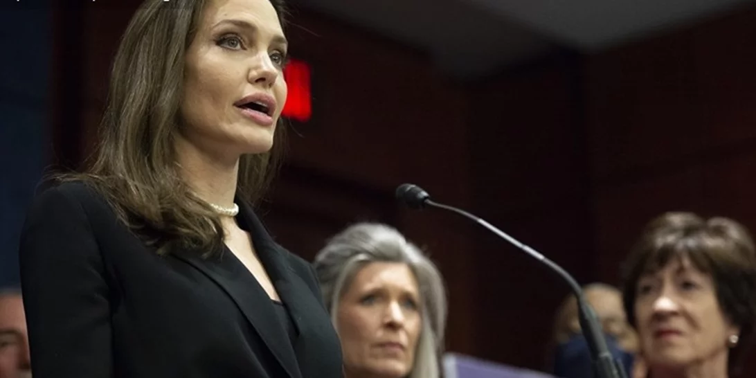 Αngelina Jolie | Η σκληρή κριτική προς τις κυβερνήσεις που αδιαφορούν για τα θύματα σεξουαλικής βίας σε εμπόλεμες ζώνες