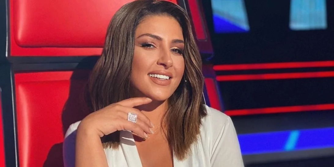 Η Έλενα Παπαρίζου υιοθέτησε το χτένισμα που κάνουν τώρα οι πιο ενημερωμένες fashionistas