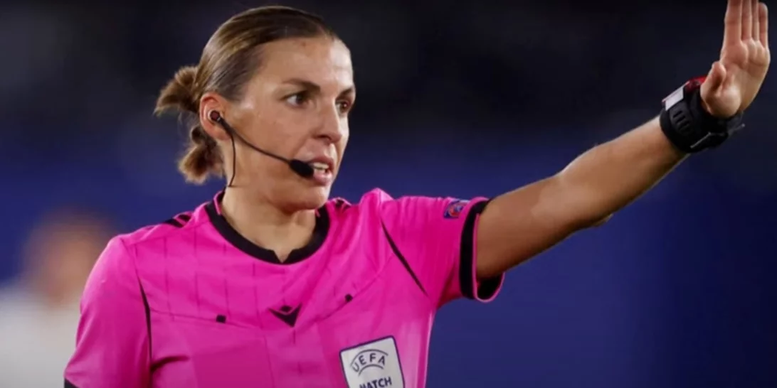 Μια ιστορική μέρα για τη γυναικεία διαιτησία στο Μουντιάλ