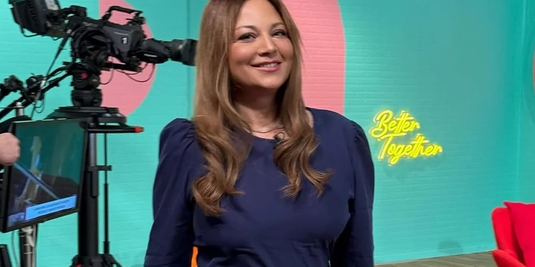 Τα τρία Zara παντελόνια που πρέπει να έχουμε όλες σύμφωνα με τις επιλογές της Νάνσυς Ζαμπέτογλου