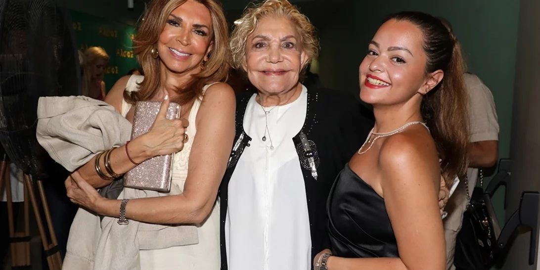 Η Μιμή Ντενίση σε ένα αυστηρό μήνυμα για τα βίντεο με τη Μαρινέλλα