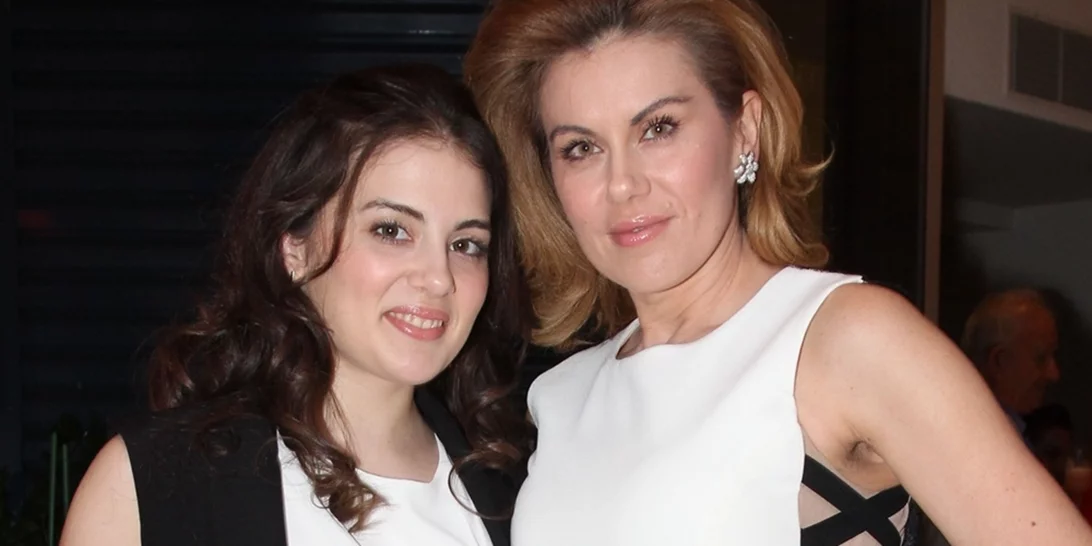 Με crop top η Θεοδώρα Μανωλίδου | Η εντυπωσιακή εμφάνισή της κόρης της Ευγενίας Μανωλίδου