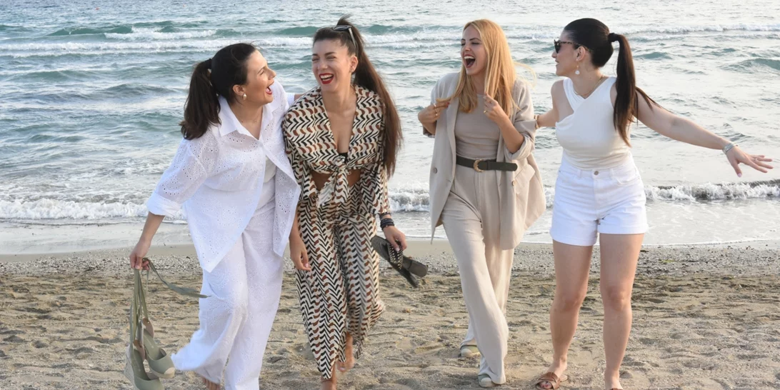 Υποδεχθήκαμε το καλοκαίρι με τα πιο stylish summer essentials από την Pink Woman