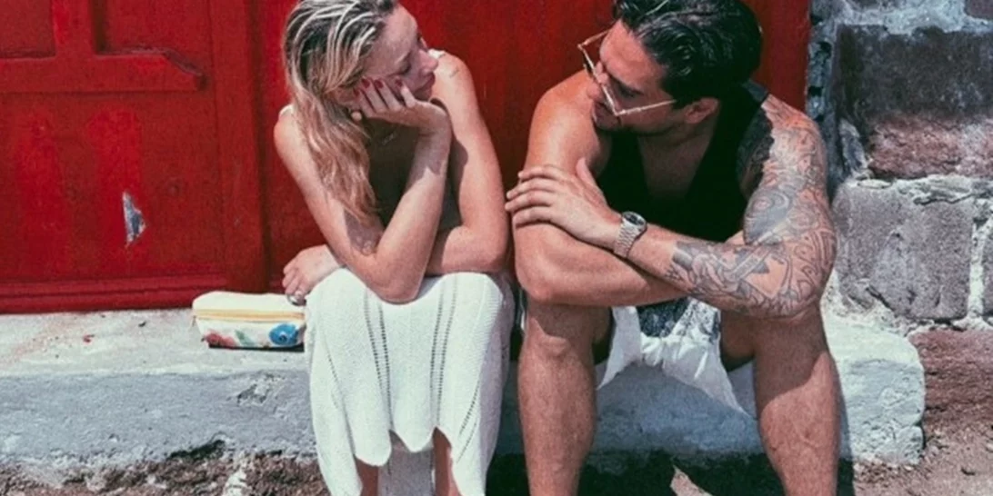 Γαρυφαλλιά Καληφώνη - Χρήστος Μάστορας | Η φωτογραφία από την βραδινή έξοδο του αγαπημένου ζευγαριού